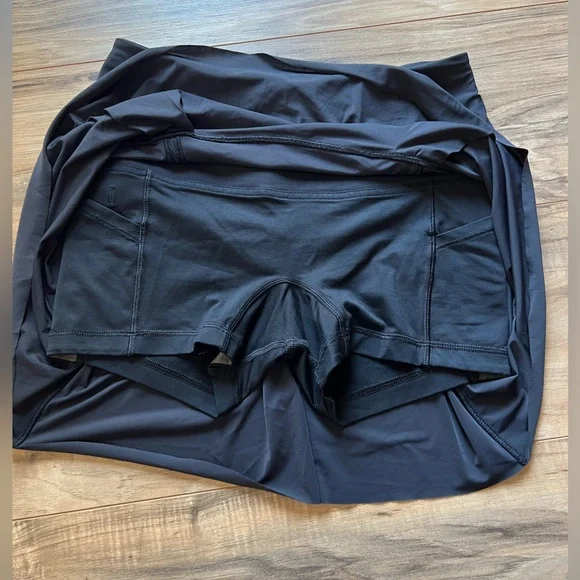 Lululemon Lost in Pace Skirt (tall) - Picture 5 of 5